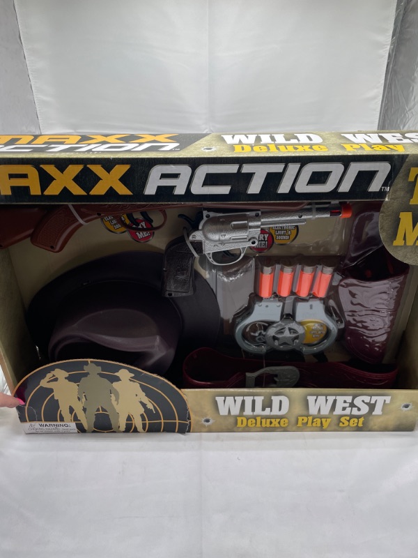 Photo 2 of Sunny Days Entertainment Maxx Action Wild West Deluxe Playset