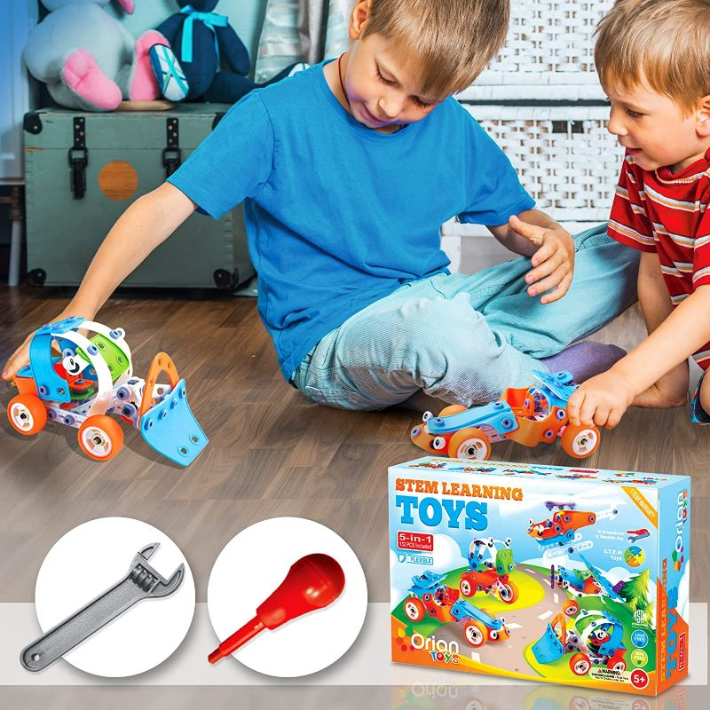 Photo 3 of Orian Toys 5 in 1 STEM Learning Toys for Boys and Girls, Best IQ Builder STEM Learning Toys Creative Construction Engineering for Kids 5-11 years old, DIY Building Kit, 132 Pieces, Play Set - Gift Box