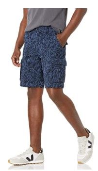 Photo 1 of Amazon Essentials Men's Classic-Fit 10” Cargo Short
