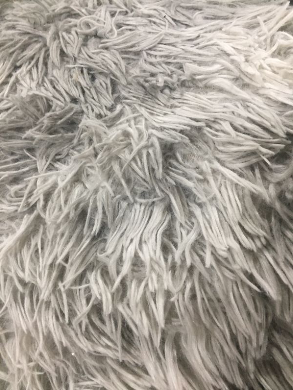 Photo 2 of Grey Faux Fur Sheepskin Carpet for Dorm, Fluffy Area Rugs for Bedroom Living Room, Fuzzy Shag Rug for Fireplace Sofa Kids Girls Bedside Home Decorative Mat,...
60X 85