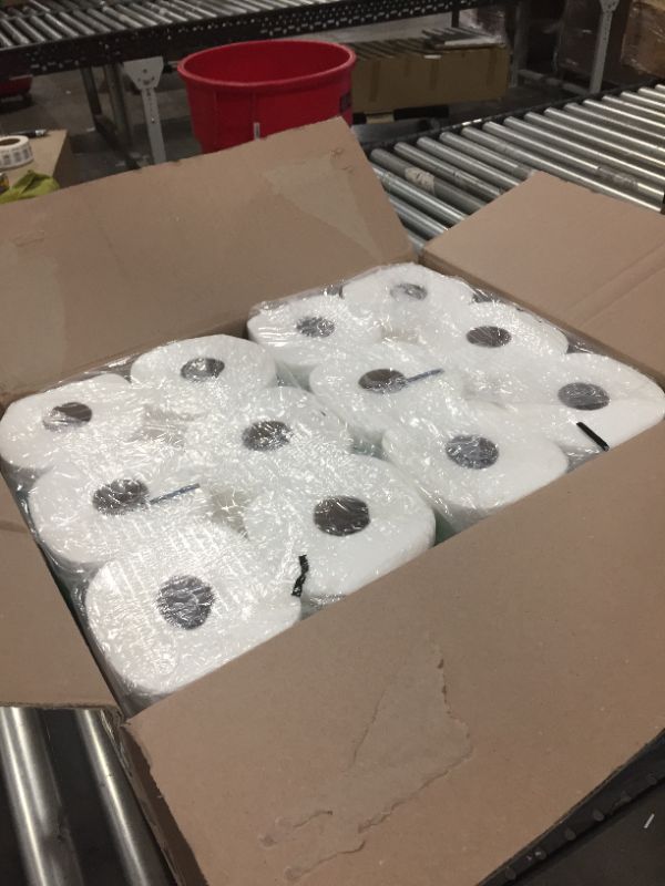 Photo 1 of Amazon Brand - Solimo Basic Flex-Sheets Paper Towels, 12 Value Rolls, White, 150 Sheets per Roll (New Version)