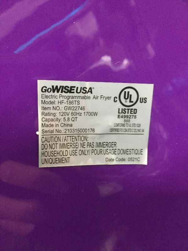 Photo 4 of GoWISE USA 5.8-Quart Programmable 8-in-1 Air Fryer XL + Recipe Book (Plum)
