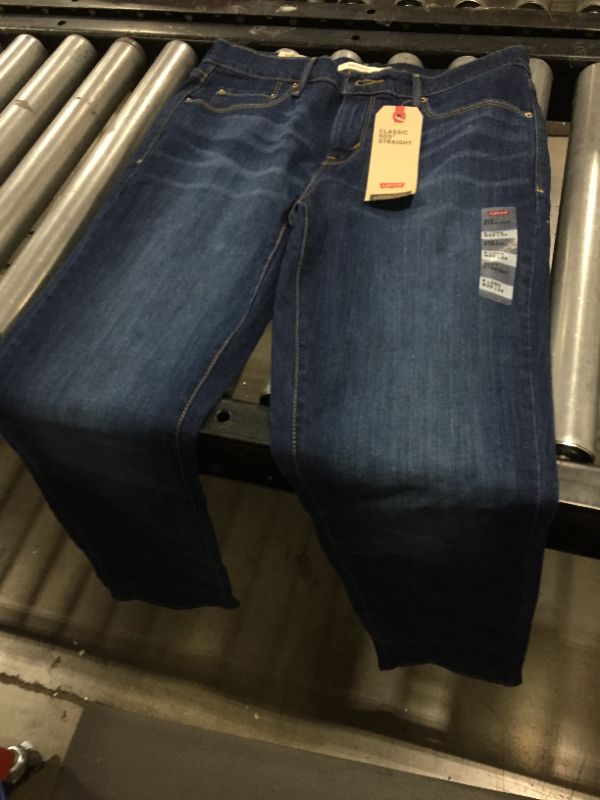 Photo 2 of Levi's Women's Straight 505 Jeans (W29 L34) (8 long)
