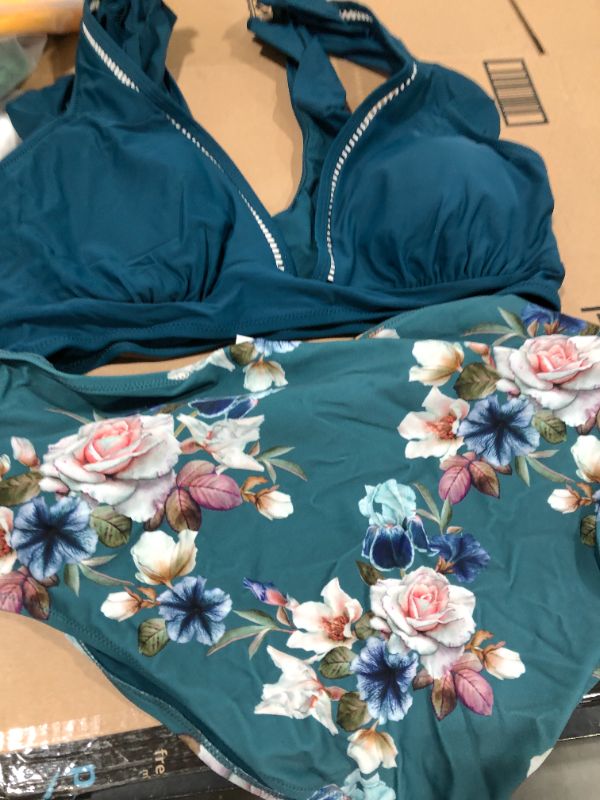 Photo 1 of Women's (2X) Teal And Floral Ruffle Plus Size Bikini
