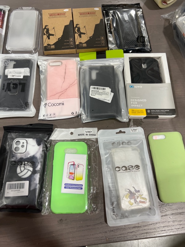 Photo 2 of 25pk | Variety of Cell Phone cases. 