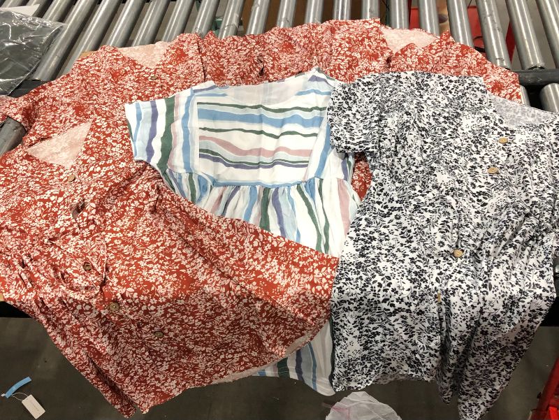 Photo 1 of 6 PACK!!!!!! women's clothes bundle - M