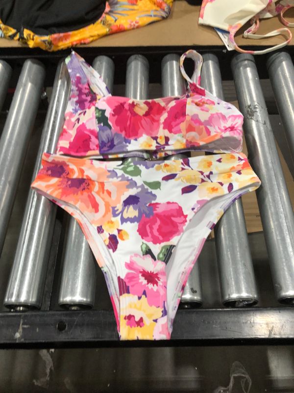 Photo 2 of Zaria Floral Bikini Bottom (M)
