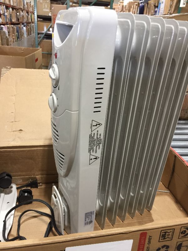 Photo 4 of Gray 1,500 Watt Electric Radiant Radiator Heater with Automatic Thermostat (Part number: U5327-GREY)
