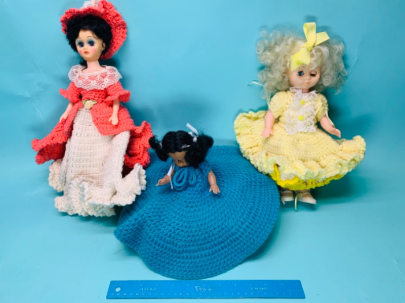 Photo 1 of 802509…3 vintage knit dolls