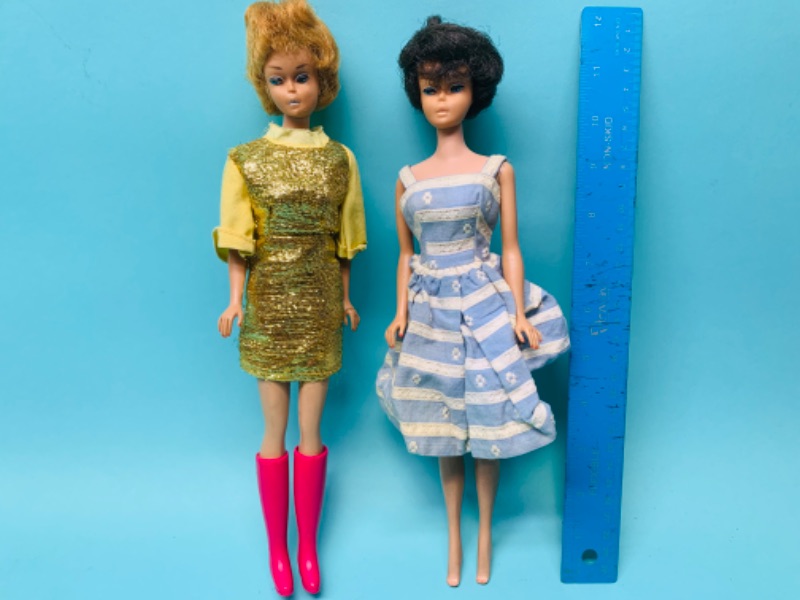 Photo 1 of 802512…vintage midge and Barbie dolls 1960’s one face is dented 