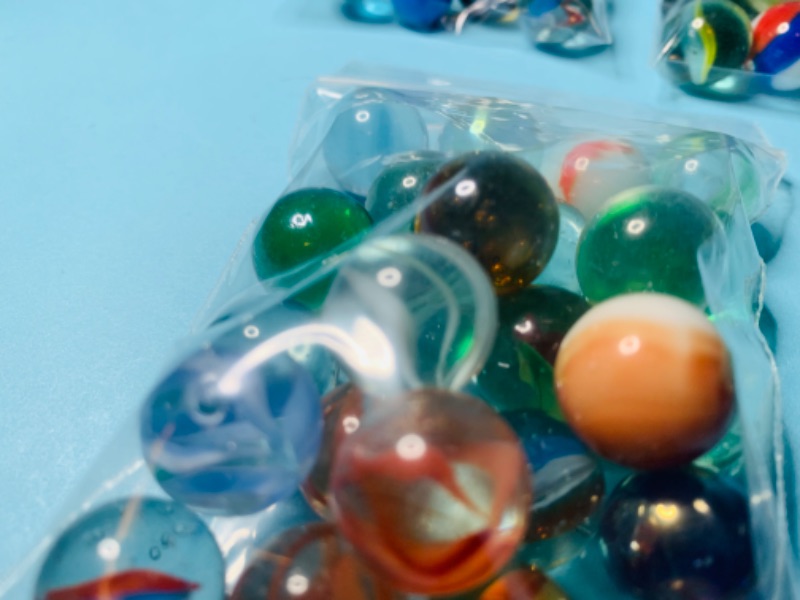 Photo 5 of 802552…125 vintage marbles 