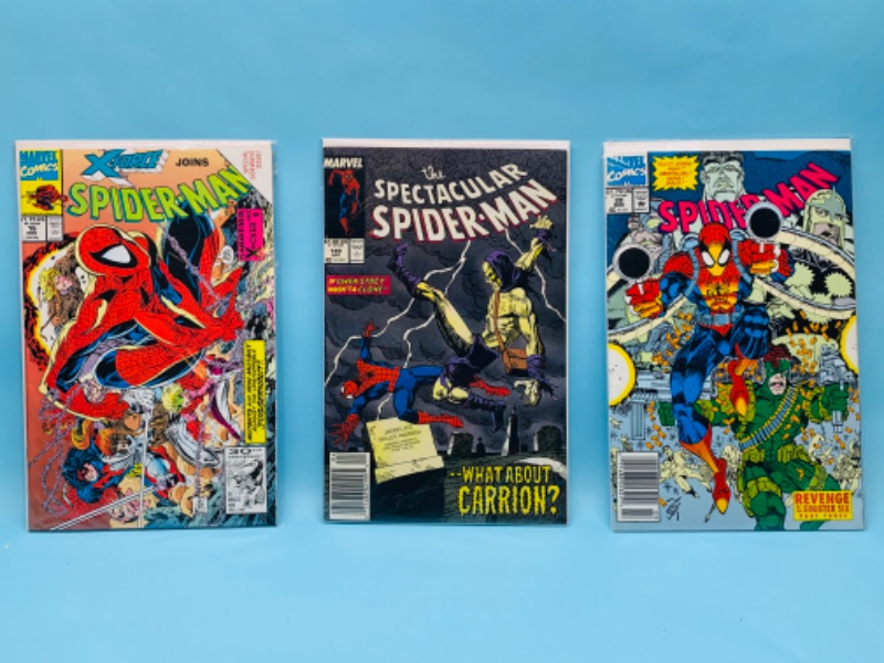 Photo 1 of 802560…3 vintage Spider-Man comics in plastic sleeves 