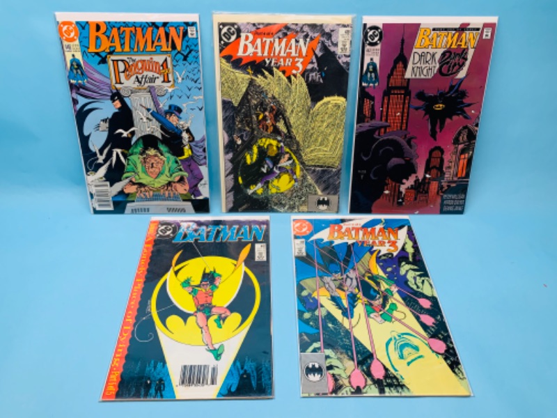 Photo 1 of 802580…5 Batman comics in plastic sleeves 