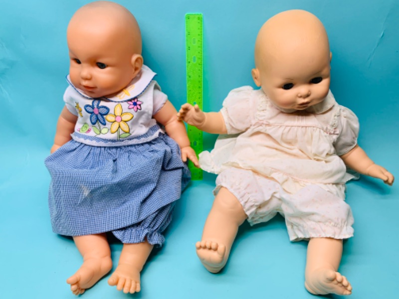 Photo 1 of 802605…2 vintage baby dolls