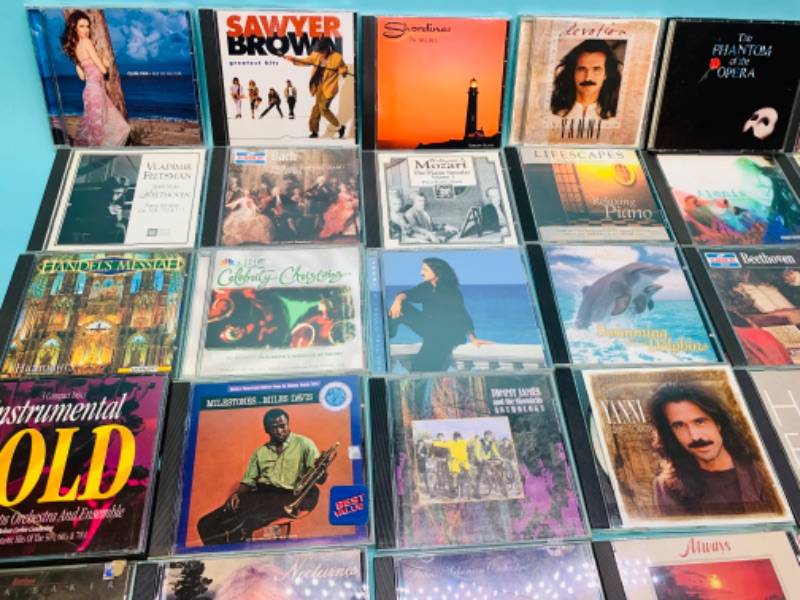 Photo 2 of 802610…30 music cd’s