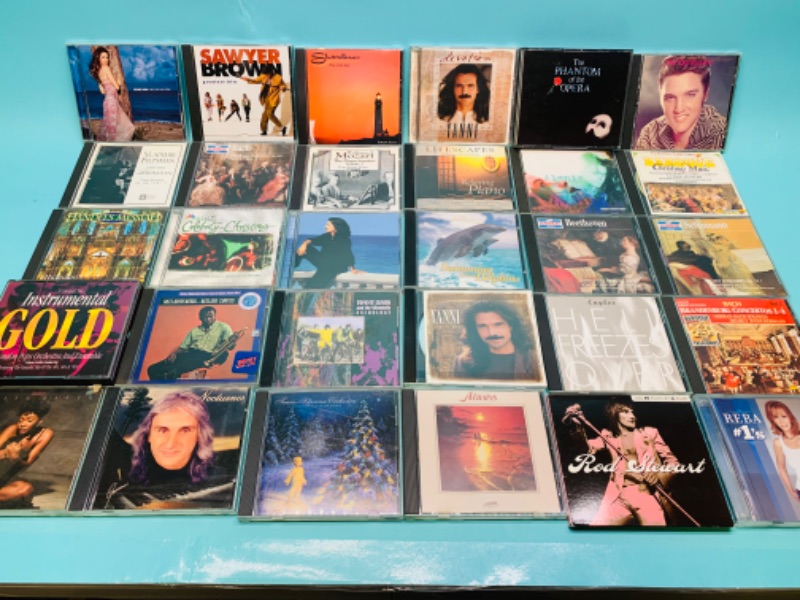 Photo 1 of 802610…30 music cd’s