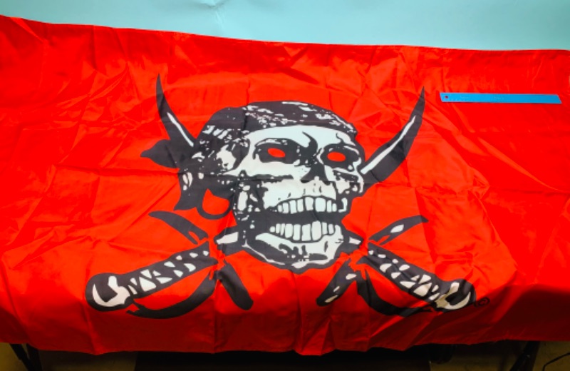 Photo 2 of 802634…large 5 x 3 foot pirate flag 