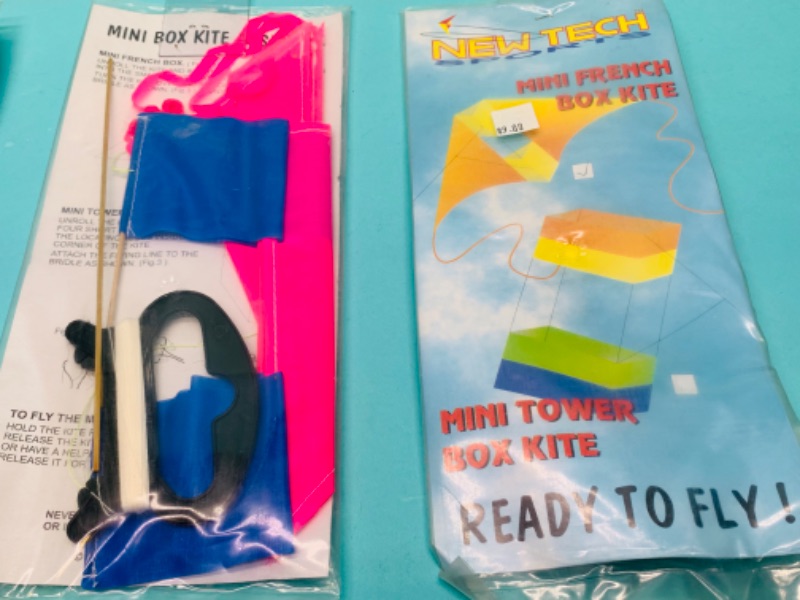 Photo 2 of 802635…4 mini ready to fly tower box kites