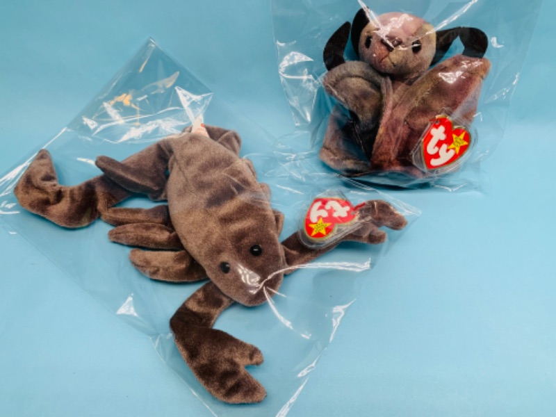 Photo 1 of 802723…2 TY beanie babies in plastic bags 