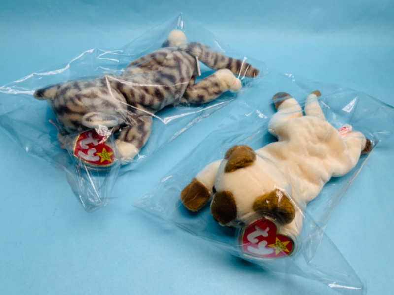 Photo 1 of 802727… 2 TY beanie babies in plastic bags 
