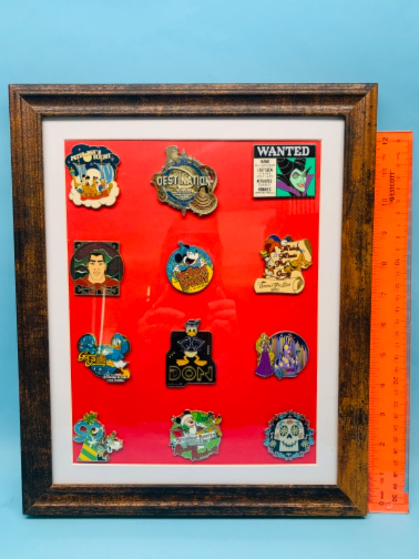 Photo 1 of 802806…12 large  Disney pins  in frame 