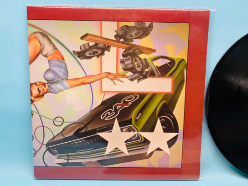 Photo 2 of 802811…great condition the cars vinyl record in plastic sleeve cover and record in great condition for age 