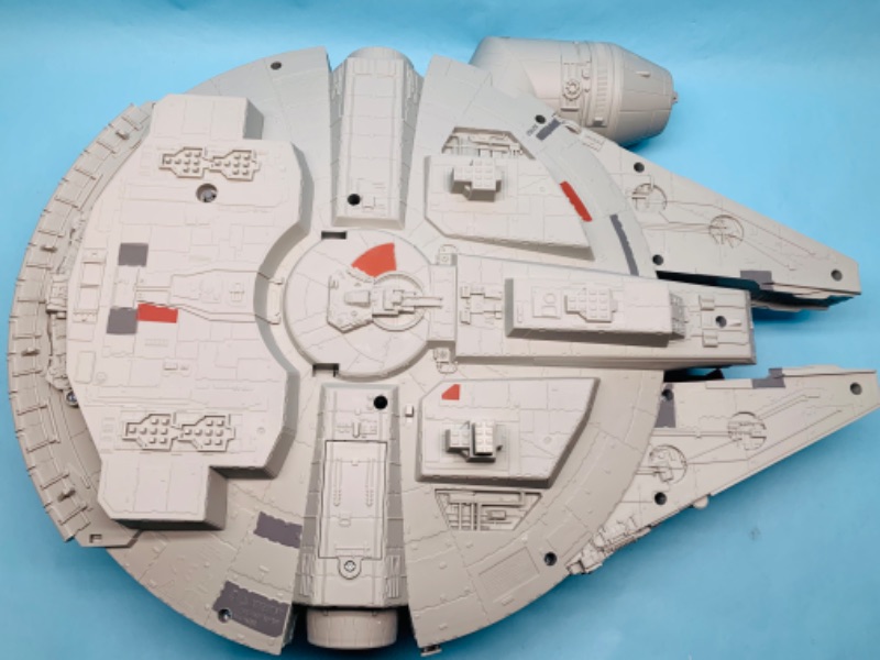 Photo 5 of 802862…plastic Hasbro Star Wars millennium  falcon space ship  22” long