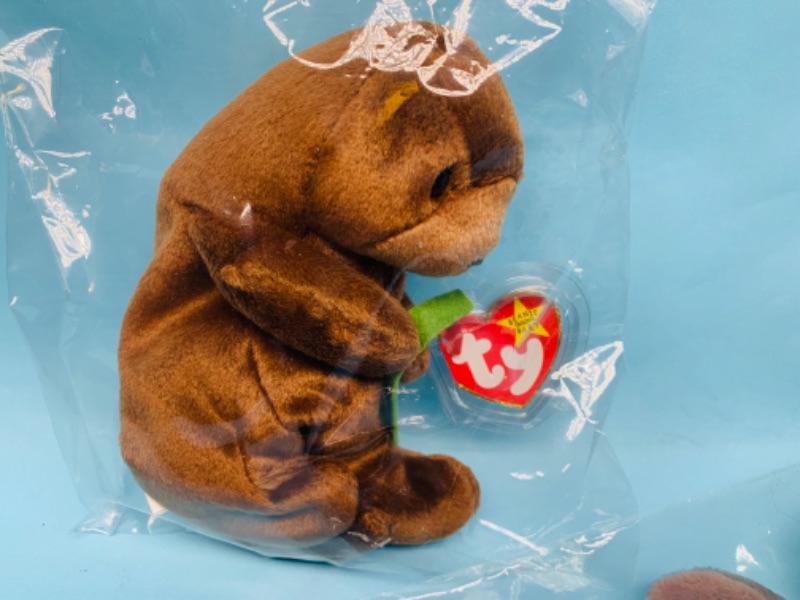 Photo 2 of 802894…TY beanie babies Seaweed and Claude in plastic bags 