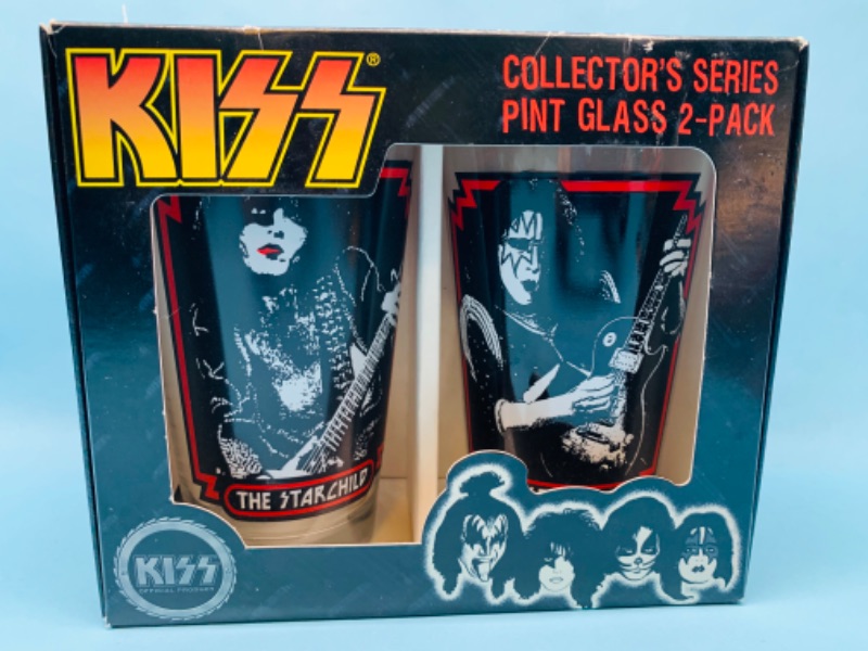 Photo 1 of 802973…kiss collectors glasses 2 pack in box