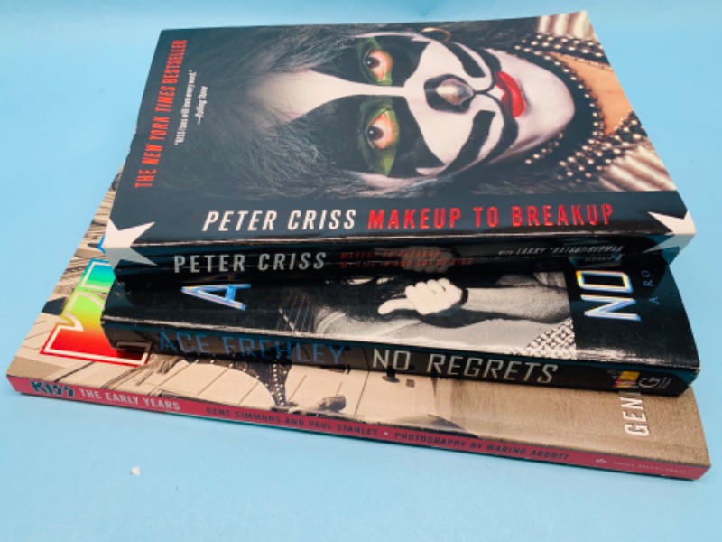 Photo 3 of 802976…three kiss book novels 