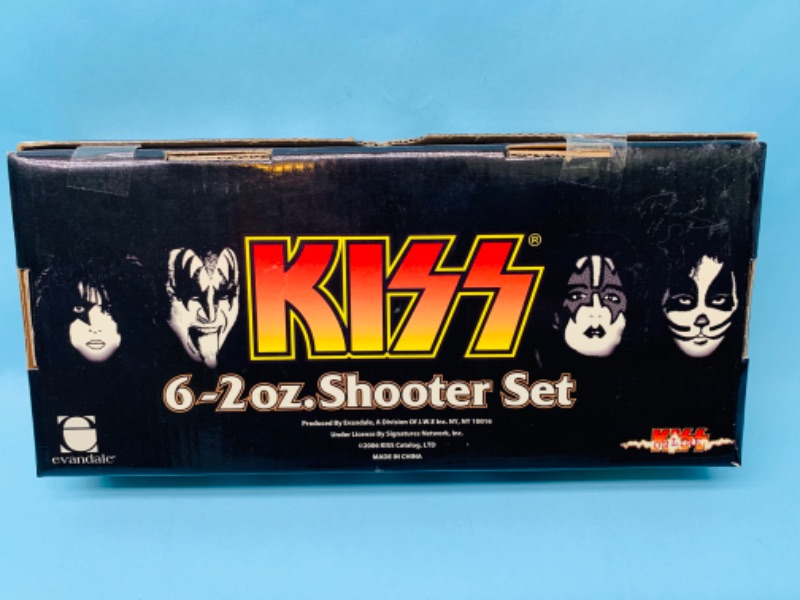 Photo 2 of 803011…kiss shot glasses in original box 