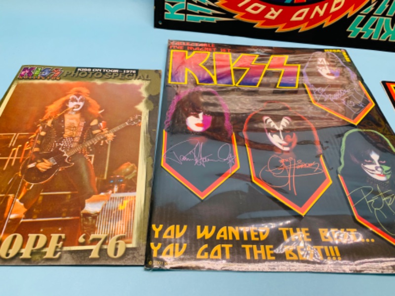 Photo 2 of 803019…kiss tin wall hangings, magnets, photo tour book and sticker 