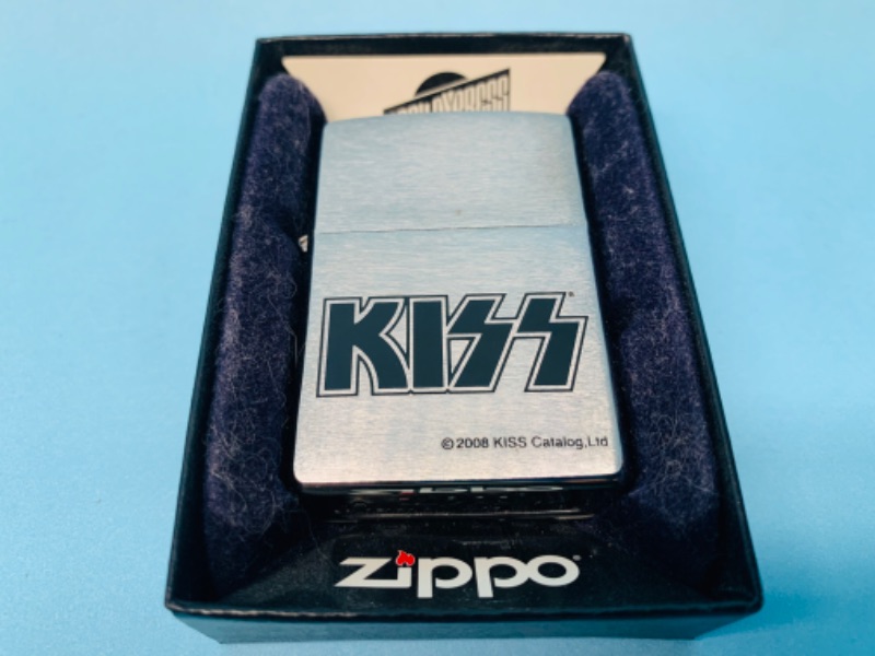 Photo 3 of 803172…kiss zippo lighter 