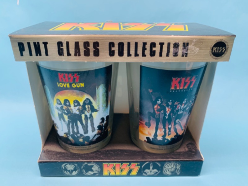 Photo 2 of 803188…kiss pint glass collection 