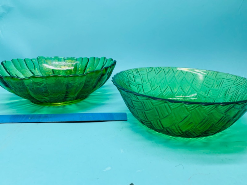 Photo 1 of 803203…2 vintage Art Deco green glass serving bowls 