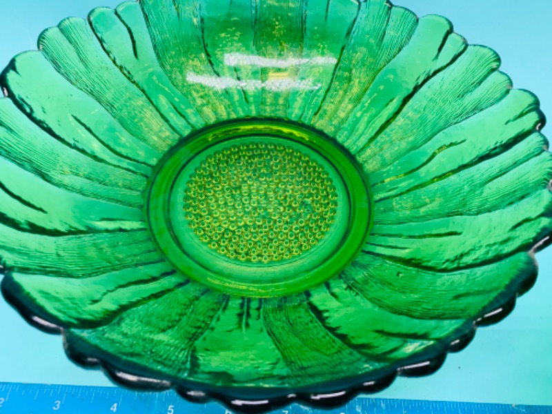 Photo 2 of 803203…2 vintage Art Deco green glass serving bowls 