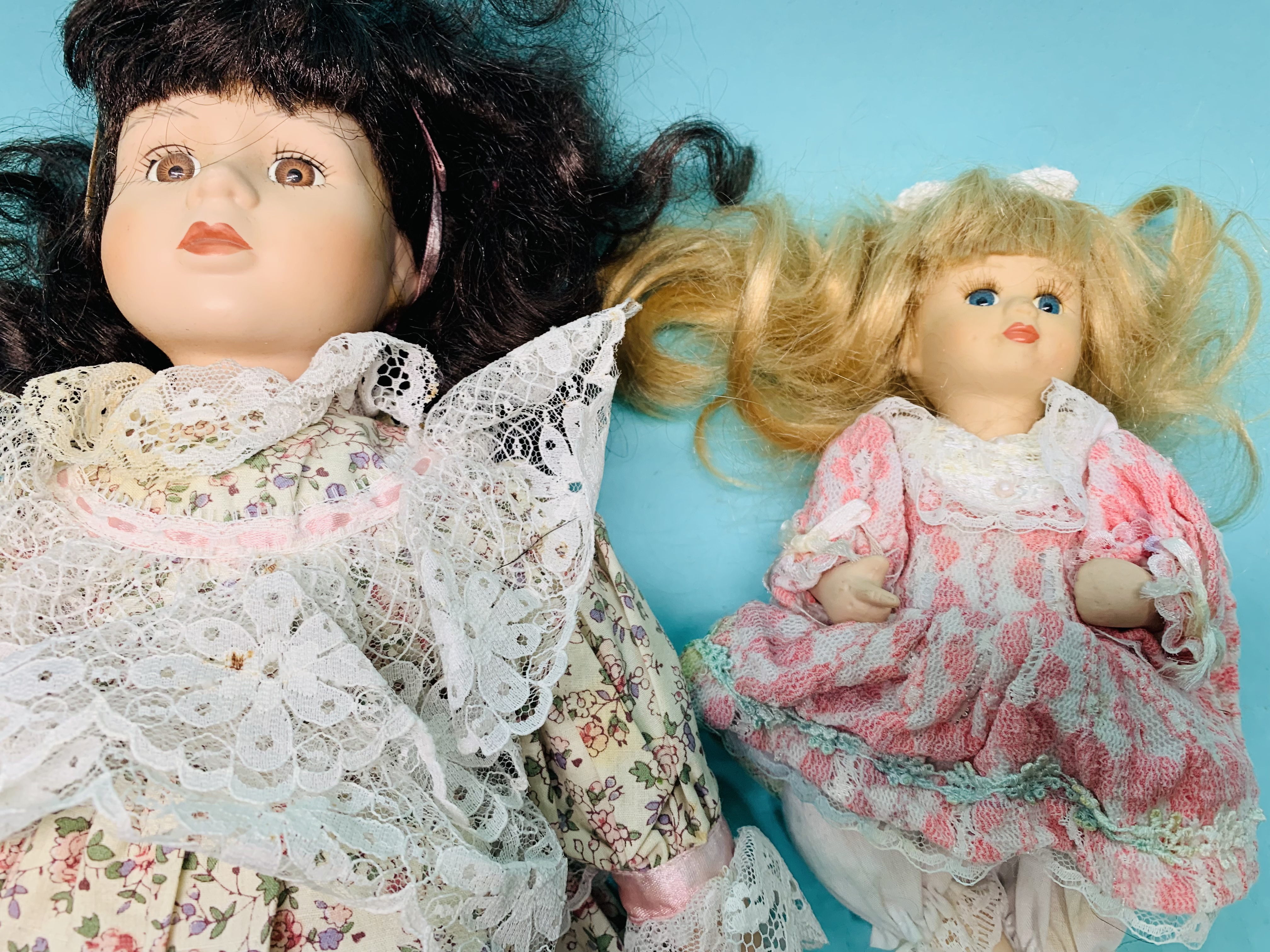 Photo 3 of 803208…3 vintage porcelain dolls 