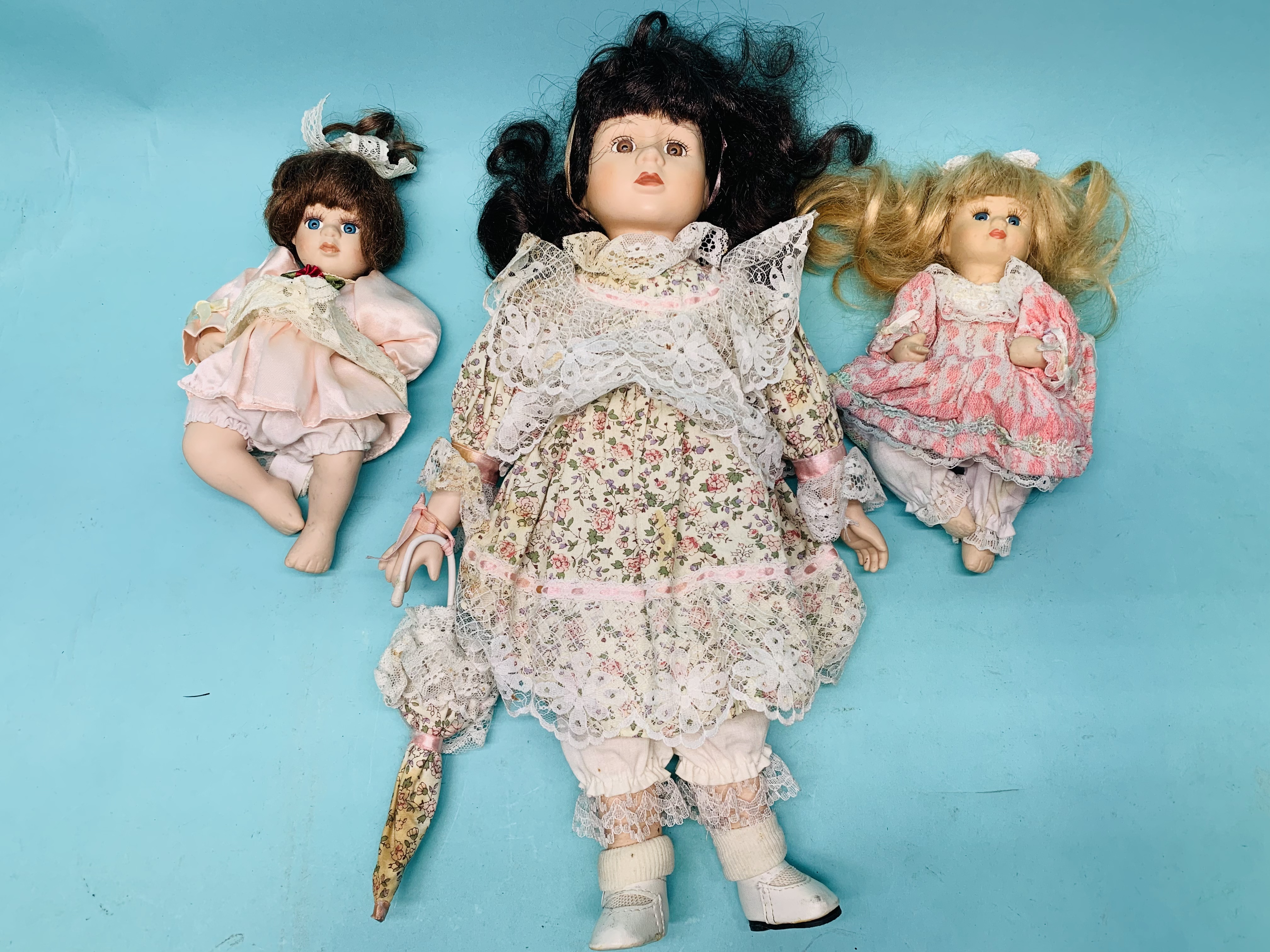 Photo 1 of 803208…3 vintage porcelain dolls 