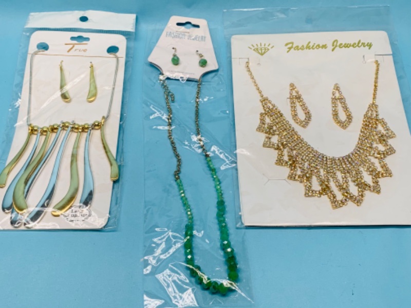 Photo 1 of 803239…3 packages of fashion jewelry necklace and pierced earrings sets 