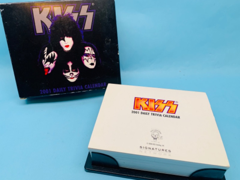 Photo 3 of 803371… 2001 kiss daily trivia calendar 