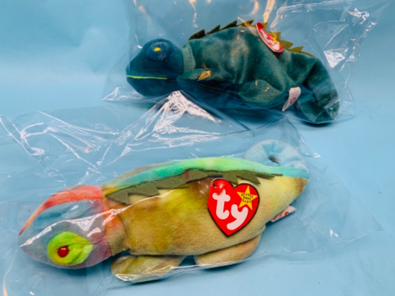 Photo 1 of 803413…2 TY beanie babies lizards in plastic bags 