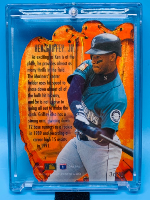 Photo 2 of 803469….flair hot glove ken Griffey Jr. card 3 in hard plastic case 