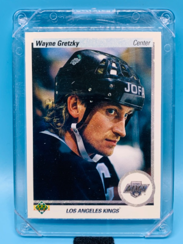 Photo 1 of 803470…rare error card Wayne Gretzky card 241 feet/ inches switched see photo - in hard plastic case 