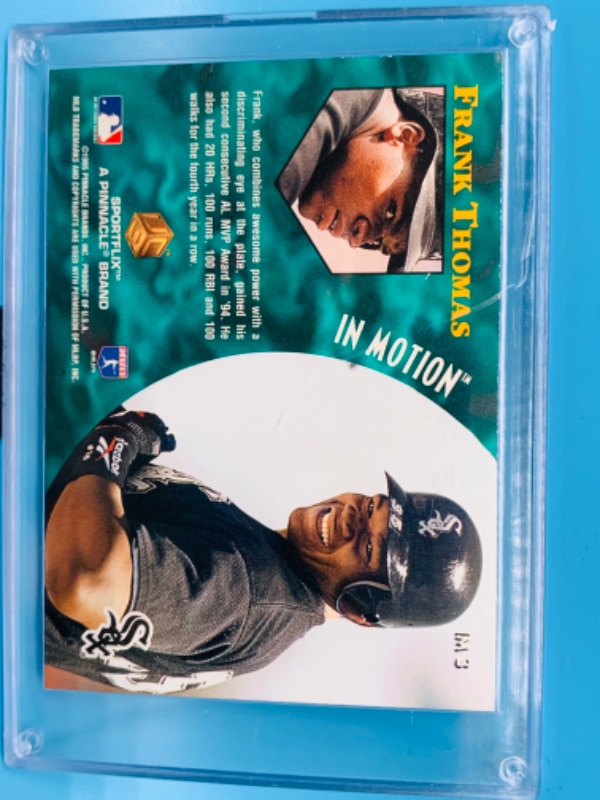 Photo 2 of 803473… pinnacle Frank Thomas in motion card I M3 in hard plastic case