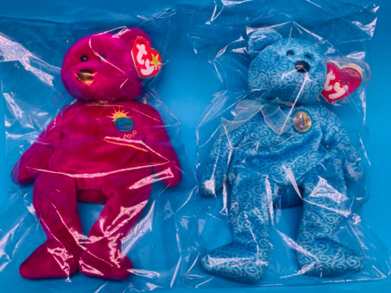 Photo 1 of 803581… 2 TY beanie babies in plastic bags 