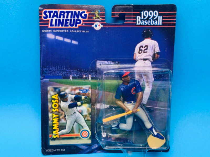 Photo 1 of 803688…starting line up Sammy Sosa 1999 baseball figure in original package