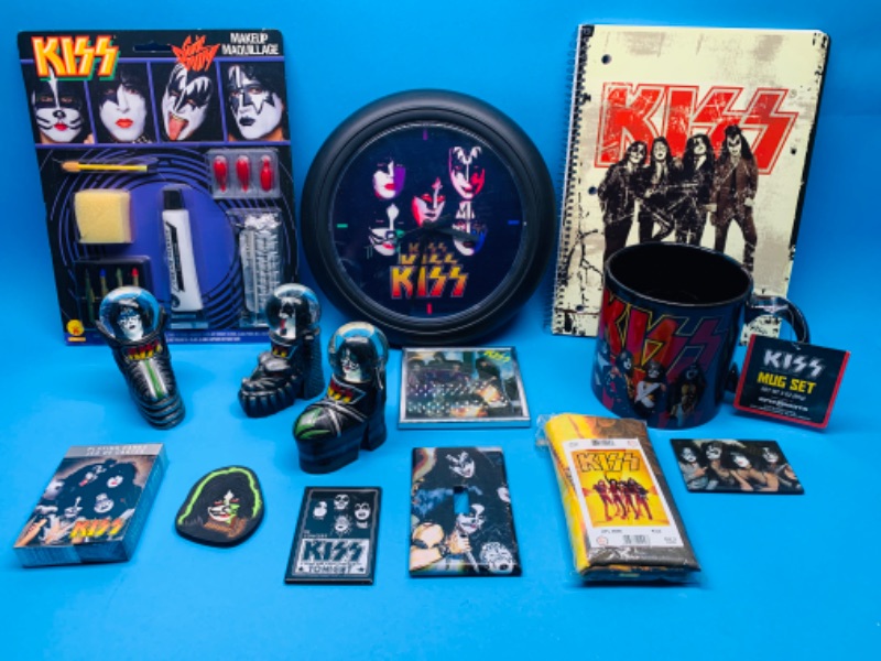 Photo 1 of 803712…kiss collectibles 