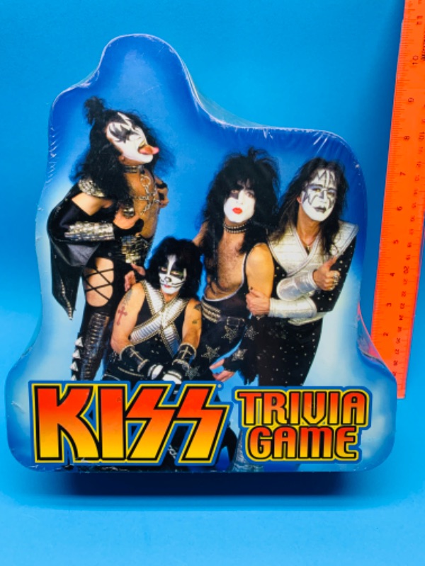 Photo 1 of 803713…kiss trivia game in sealed tin 