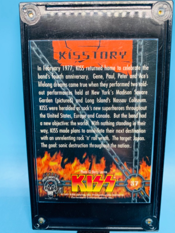 Photo 2 of 803723…kiss trading card 37 in hard plastic case 