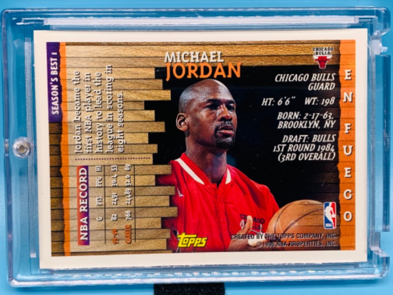 Photo 2 of 803727…topps en fuego Michael Jordan card in hard plastic case 
